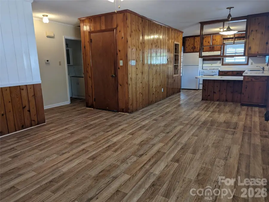 2038 Dale Avenue, Lincolnton, NC 28092 - #3