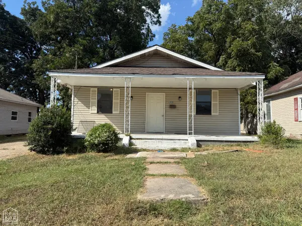 1320 W Huntington Avenue W, Jonesboro, AR 72401