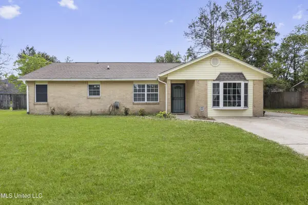 12509 Ponce De Leon Drive, Ocean Springs, MS 39564