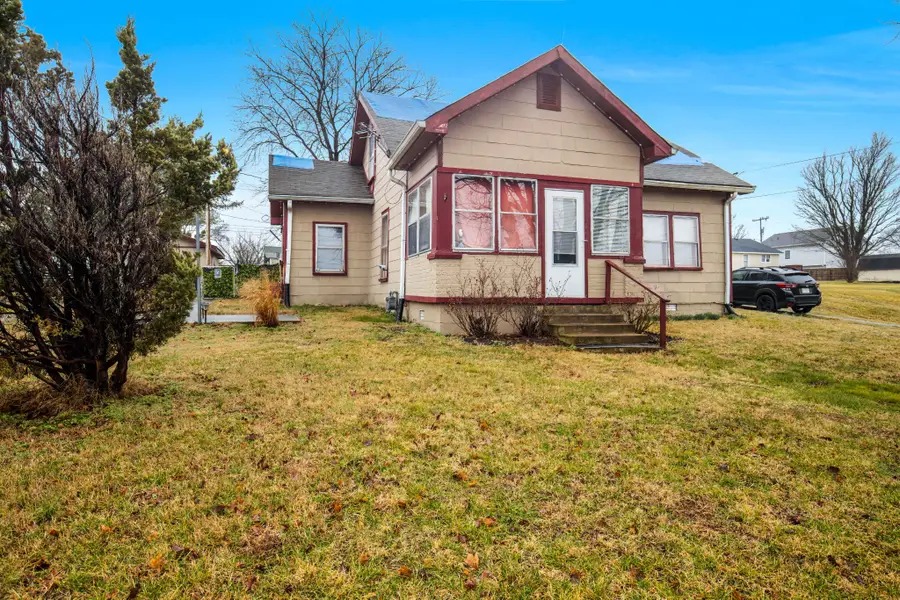 2461 Old Greenbrier Pike, Greenbrier, TN 37073 - #2