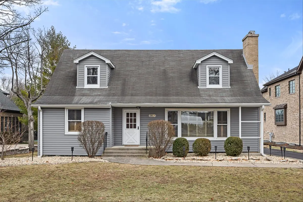 5631 S Oak Street, Hinsdale, IL 60521 - #1