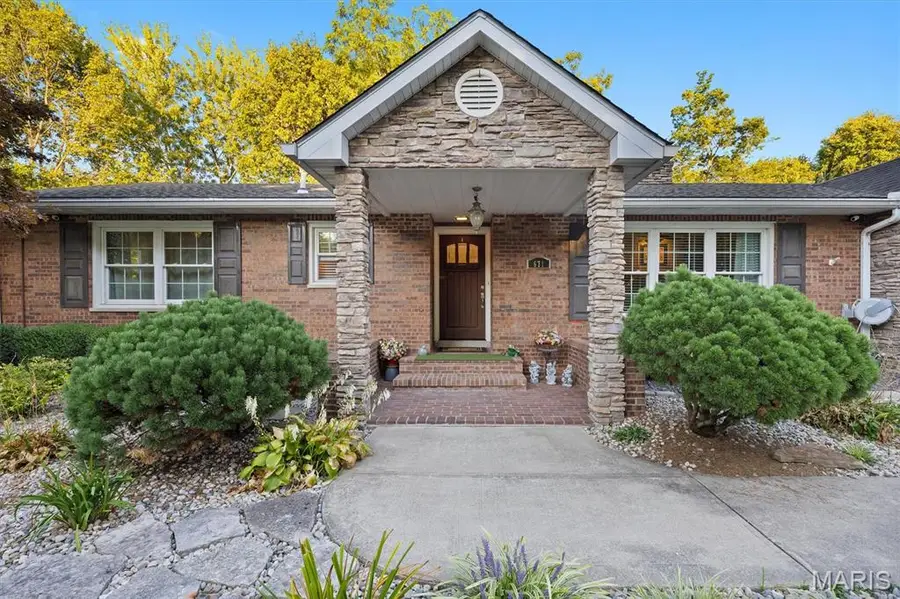 671 Glen Crossing Road, Glen Carbon, IL 62034 - #3