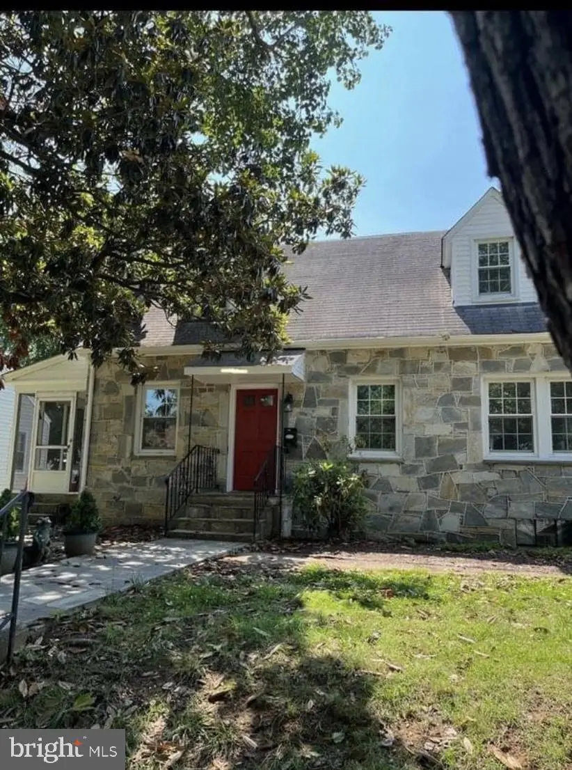 420 Woodford Street #ROOM ONLY, Fredericksburg, VA 22401 - #2