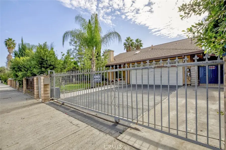 15224 Knapp, San Fernando Valley, CA 91343 - Image #3