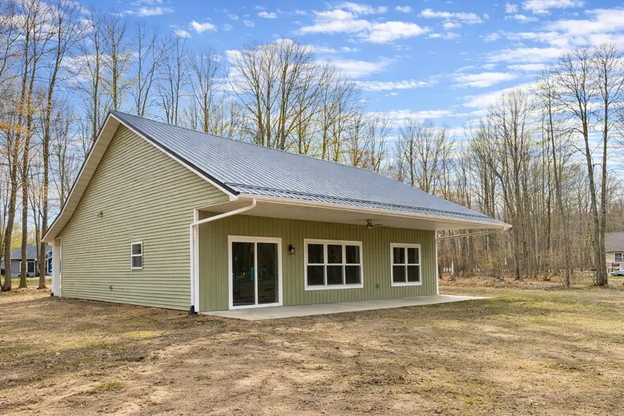 9215 Edgewater Drive, Canadian Lakes, MI 49346 - #2