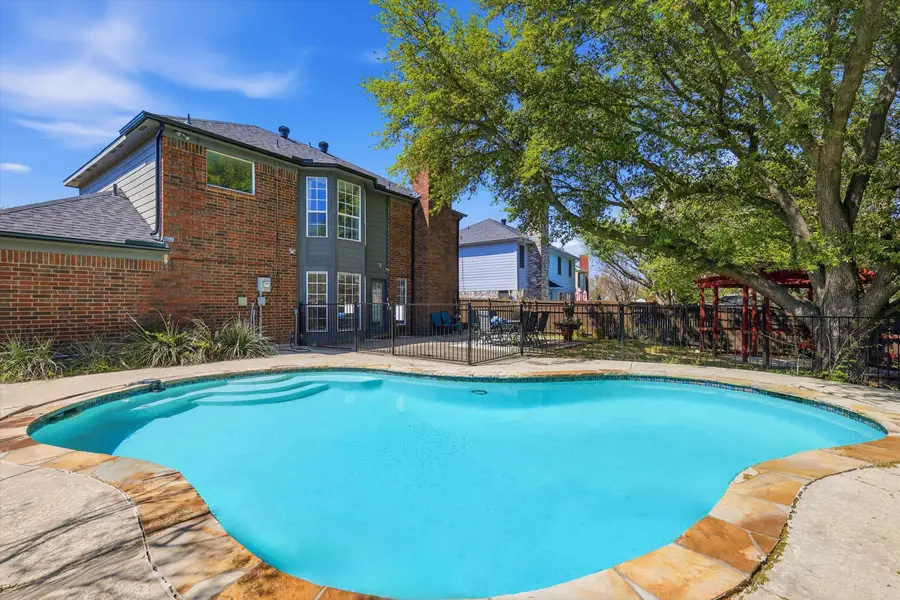 1520 Warwick Drive, Mansfield, TX 76063 - #2