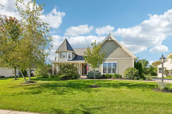 443 Minors Dr, Mukwonago, WI 53149