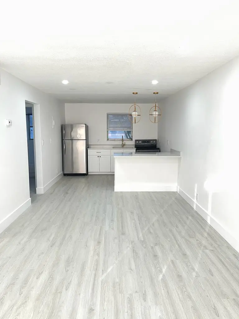 2418 Polk St # 103, Hollywood, FL 33020 - #2