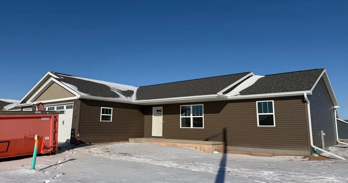 2040 Red Fox Lane, Kaukauna, WI 54130 - #1