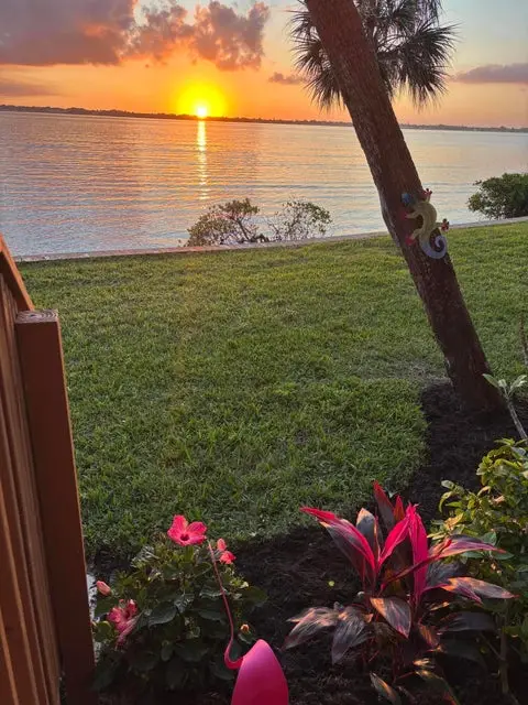 4440 NE Sandpebble Trace Unit#104, Stuart, FL 34996