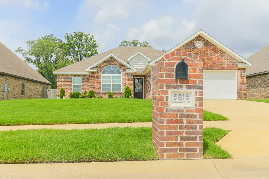 5615 Creekview Drive, Jonesboro, AR 72404 - #2