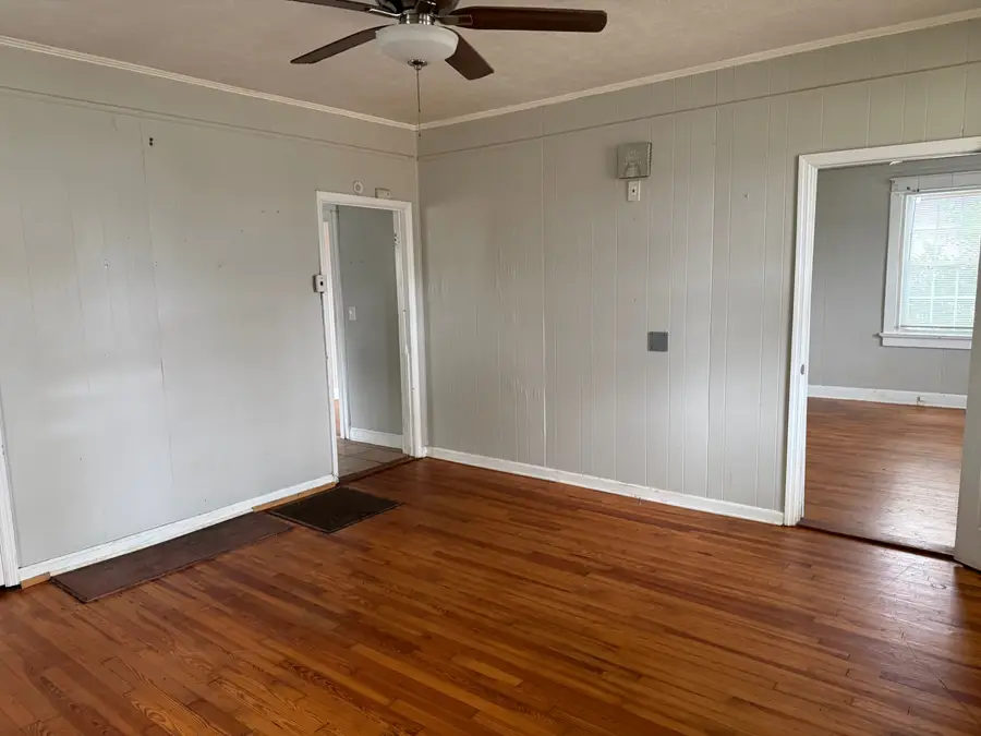 129 R Street Sw, Thomaston, GA 30286 - #3