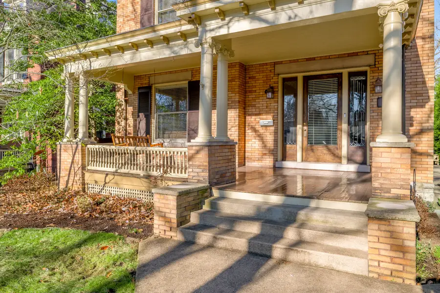 325 Transylvania Park, Lexington, KY 40508 - Image #3