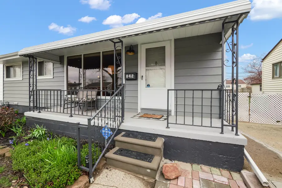 842 Schuman, Garden City, MI 48135 - #2