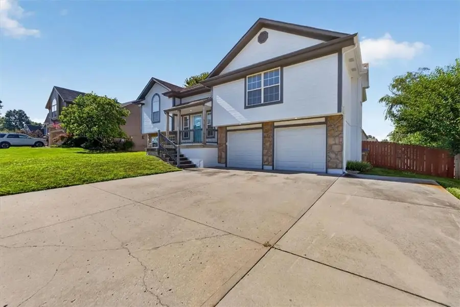 1109 White Oak Court, Raymore, MO 64083 - #2