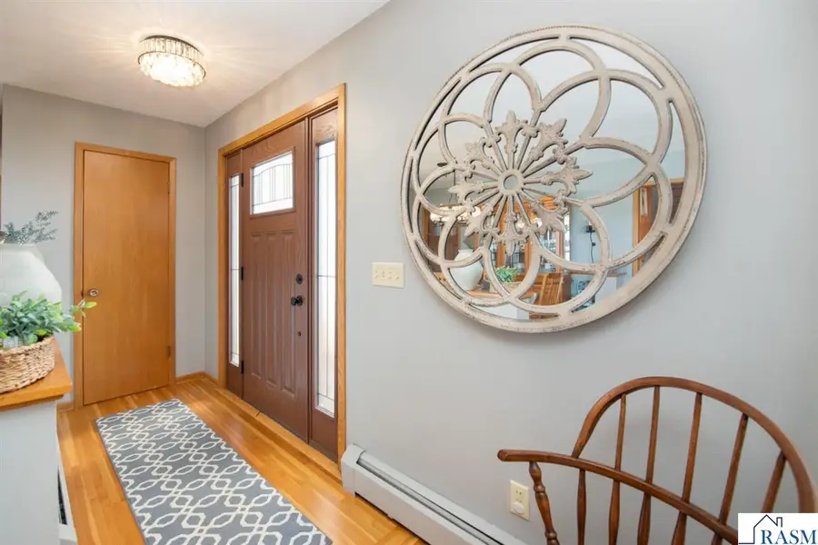 521 NE 7th Avenue, Waseca, MN 56093 - #2