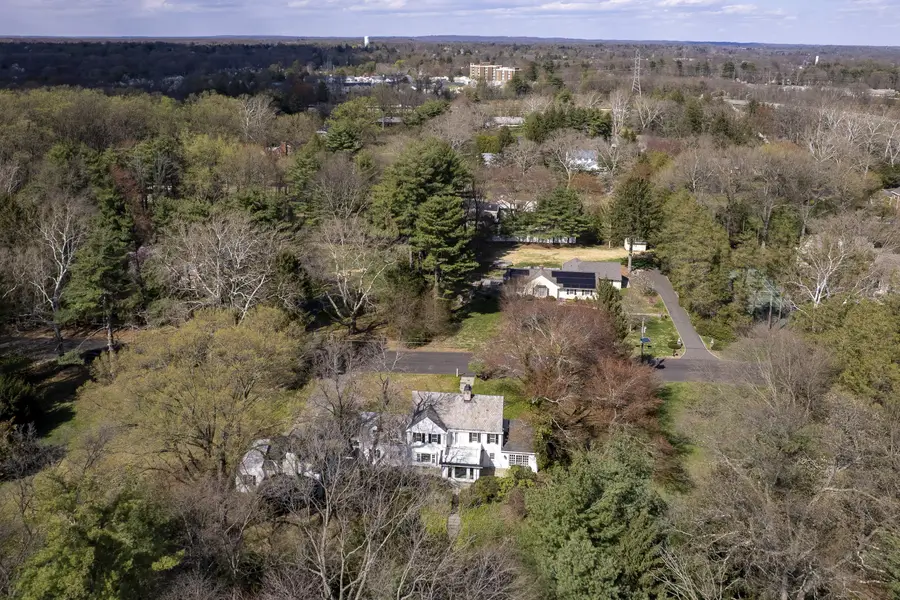 25 West Long Drive, Lawrence, NJ 08648 - #2