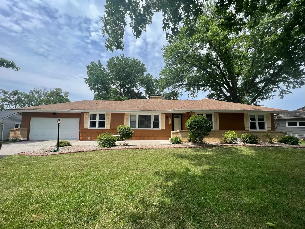 600 W 96th Street, Kansas City, MO 64114 - #1