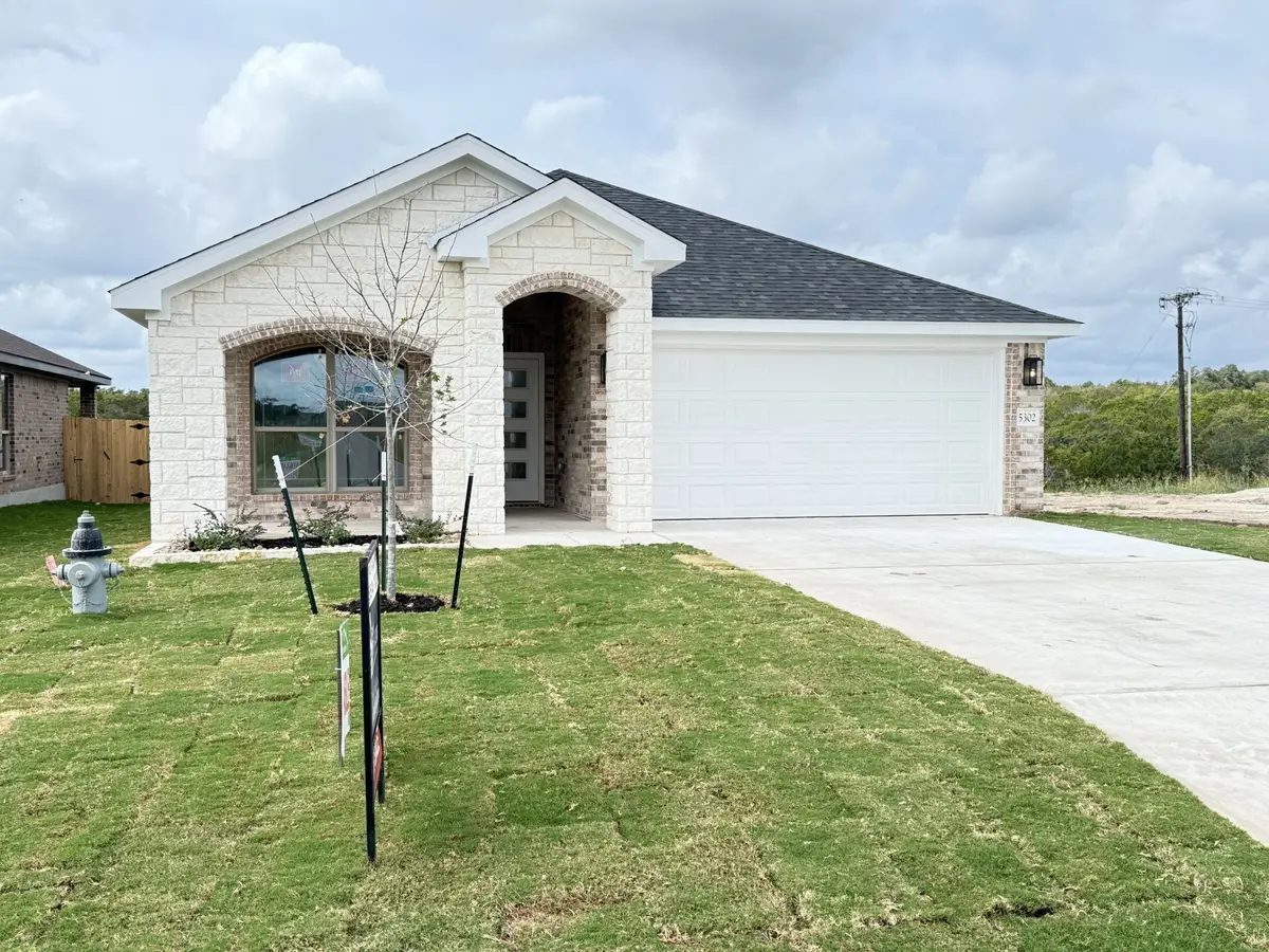 5302 Lassen Ln, Belton, TX 76513 - Image #1