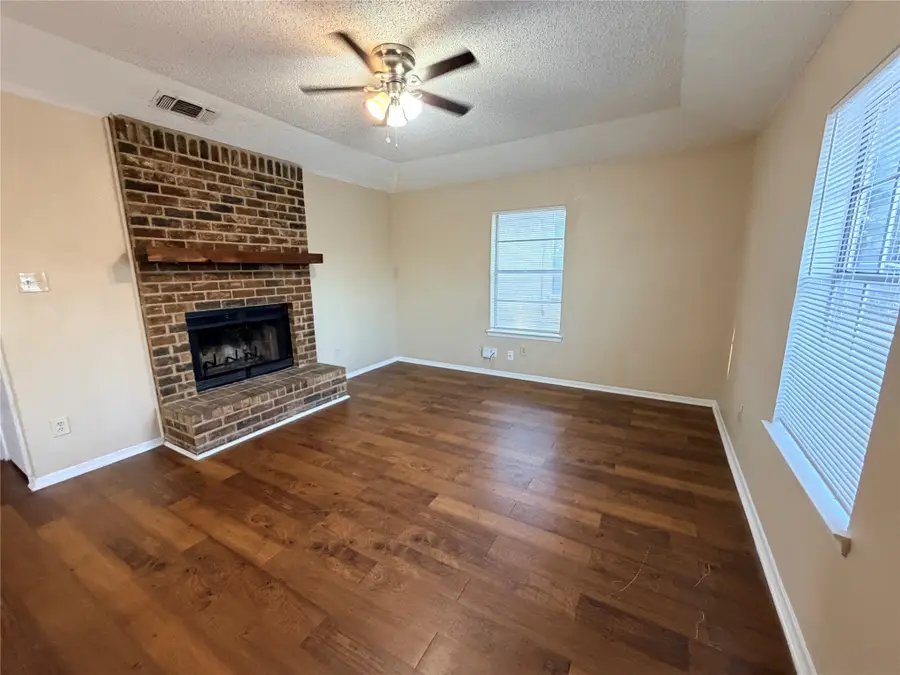 5804 Tinsley Drive, Arlington, TX 76017 - #3