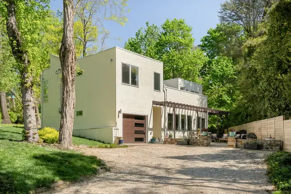 7621 Saint Martins Lane, PHILADELPHIA, PA 19118