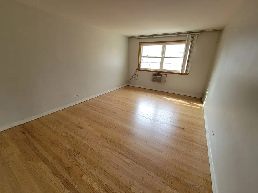 6440 N Richmond Street , 2B, Chicago, IL 60645 - #2