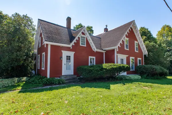 1402 Alburg Springs Road, Alburgh, VT 05440