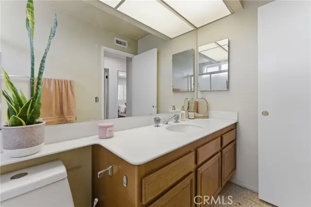 6 Blacksmith Circle, Pomona, CA 91766 - #3