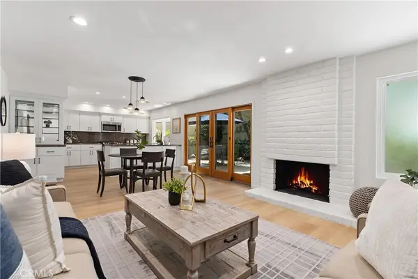 19 Whitewood, Irvine, CA 92612