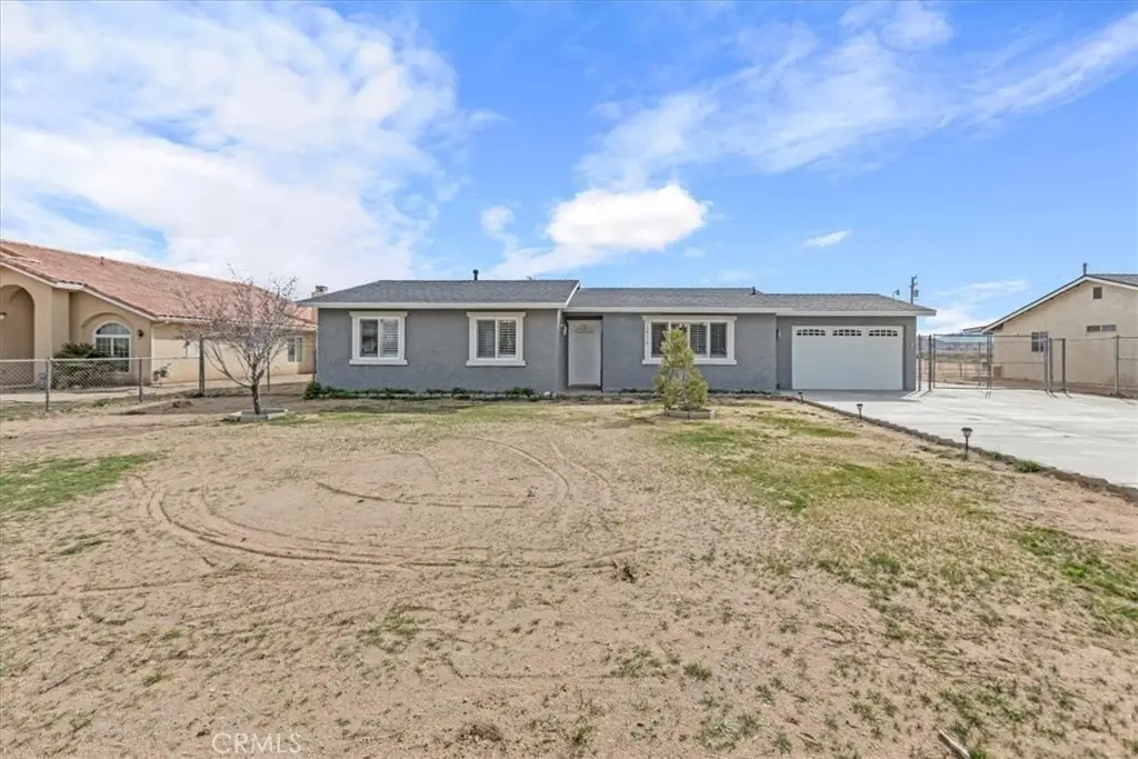 14115 Quinnault Road, Apple Valley, CA 92307 - Image #1