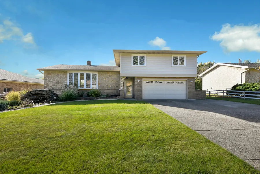 317 Park Drive, Brooklyn Heights, OH 44131 - Image #3