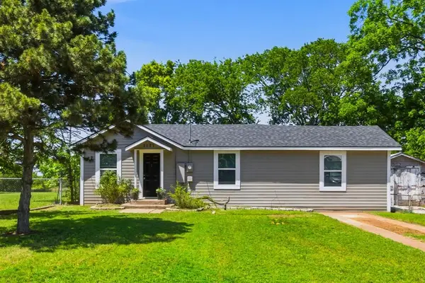 2121 W Bond Street, Denison, TX 75020