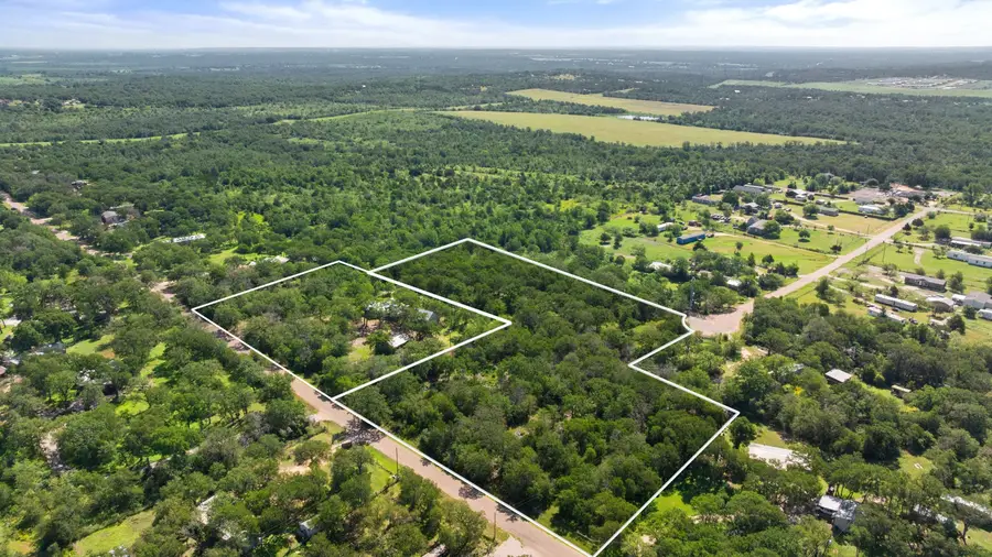 244 Woodway Dr, Elgin, TX 78621 - #2
