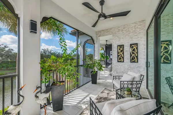 16336 Corsica Way #201, Naples, FL 34110