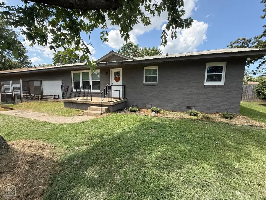 510 N 9th Street, Paragould, AR 72450 - #2