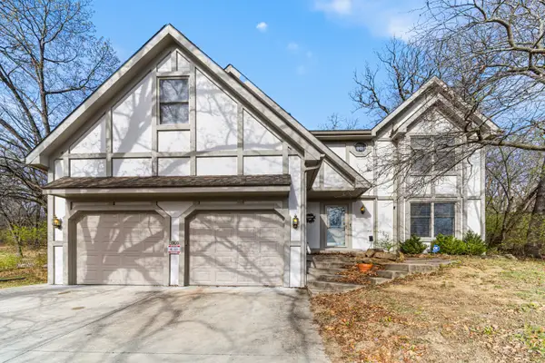 3900 Garland Avenue, Leavenworth, KS 66048