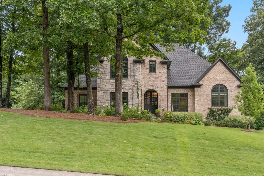 2061 MAGNOLIA RIDGE, Vestavia Hills, AL 35243 - #3