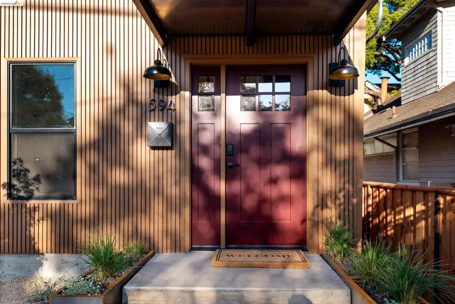 594 Kenmore Ave, Oakland, CA 94610 - #3