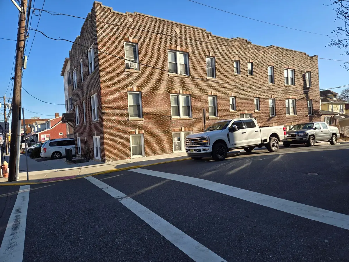 436 Anderson Ave , 4, Cliffside Park, NJ 07010 - #1