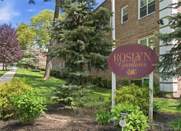 25 Edwards Street #2 E, Roslyn Heights, NY 11576