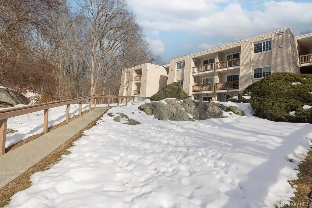 529 Fox Run Lane, Carmel, NY 10512 - #1