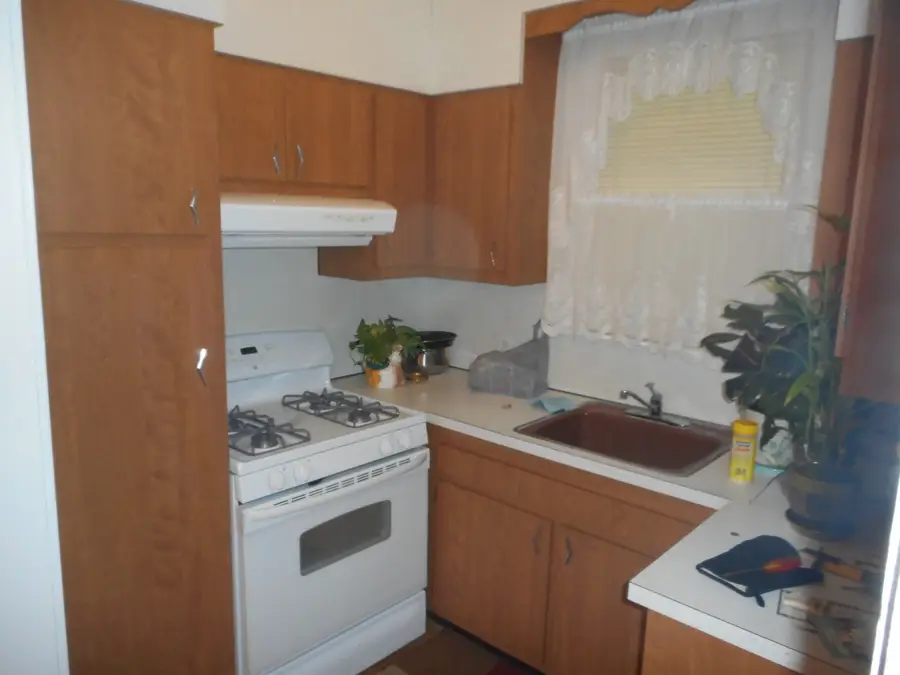 12 Campbell Ave, Clifton, NJ 07013 - #2