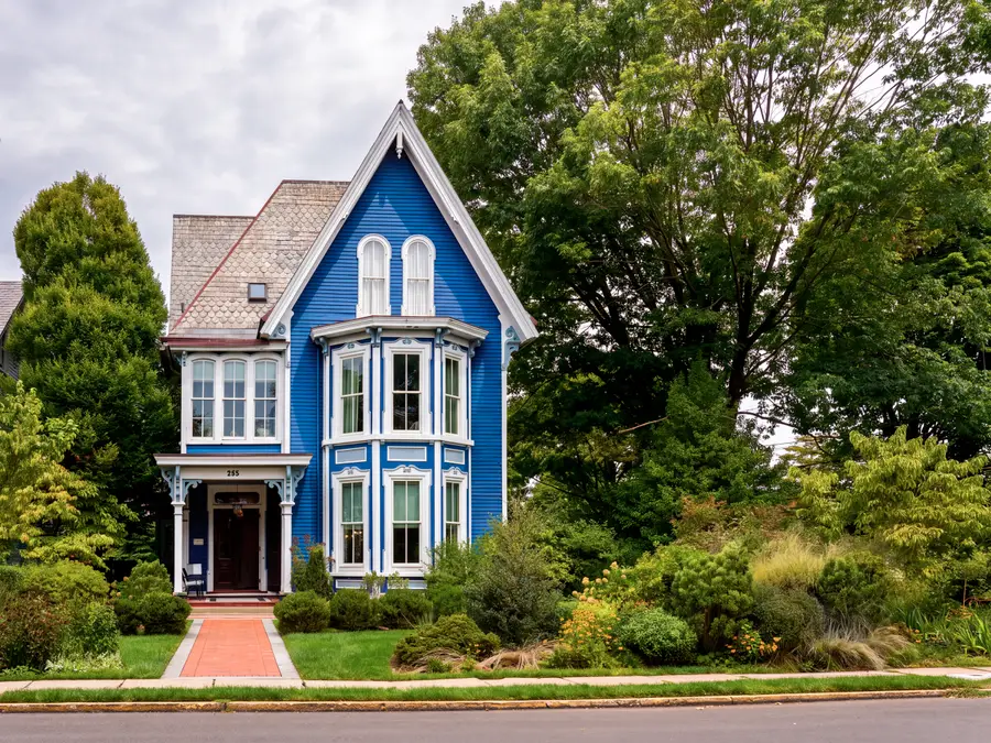 255 W Court St, Doylestown, PA 18901 - #3