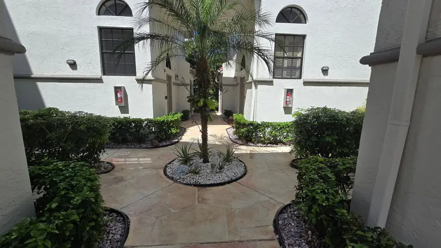 5139 Floria Way #G, Boynton Beach, FL 33437 - #2
