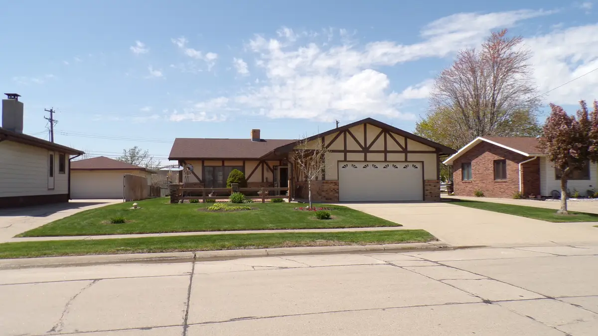 2076 43rd Avenue, Columbus, NE 68601 - Image #1