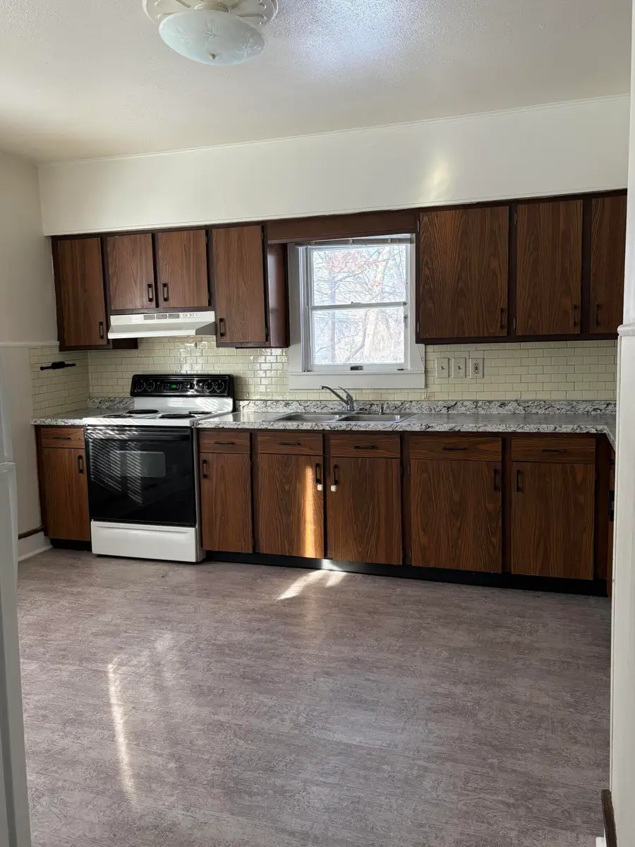 209 Oak Street, Ypsilanti, MI 48198 - #2