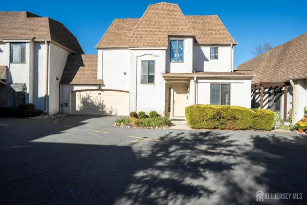 -58 Park Gate Drive, Edison, NJ 08820