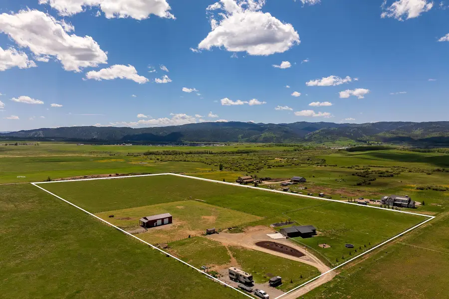1505 County Road 117, Thayne, WY 83127 - #2