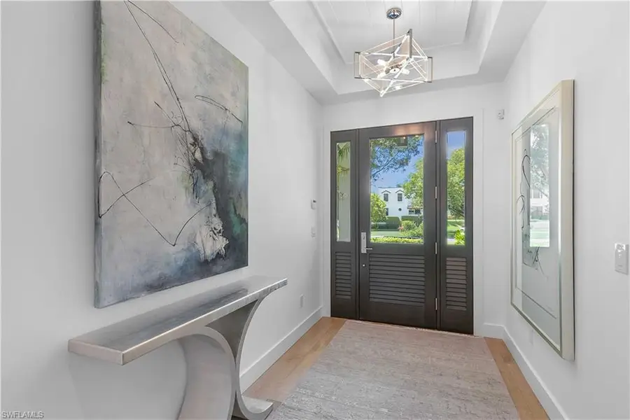 1021 6th Street S, Naples, FL 34102 - Image #2