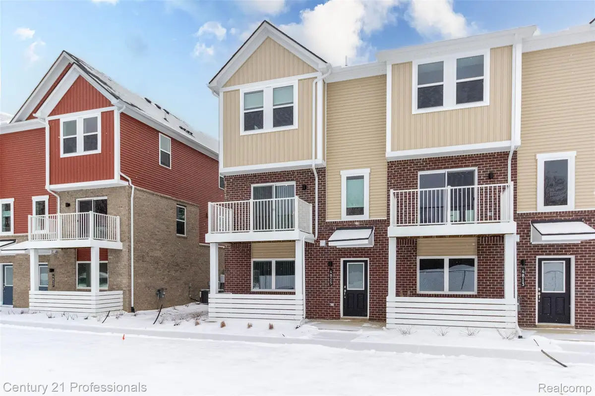 4825 Parkside Lane, Troy, MI 48085 - #1